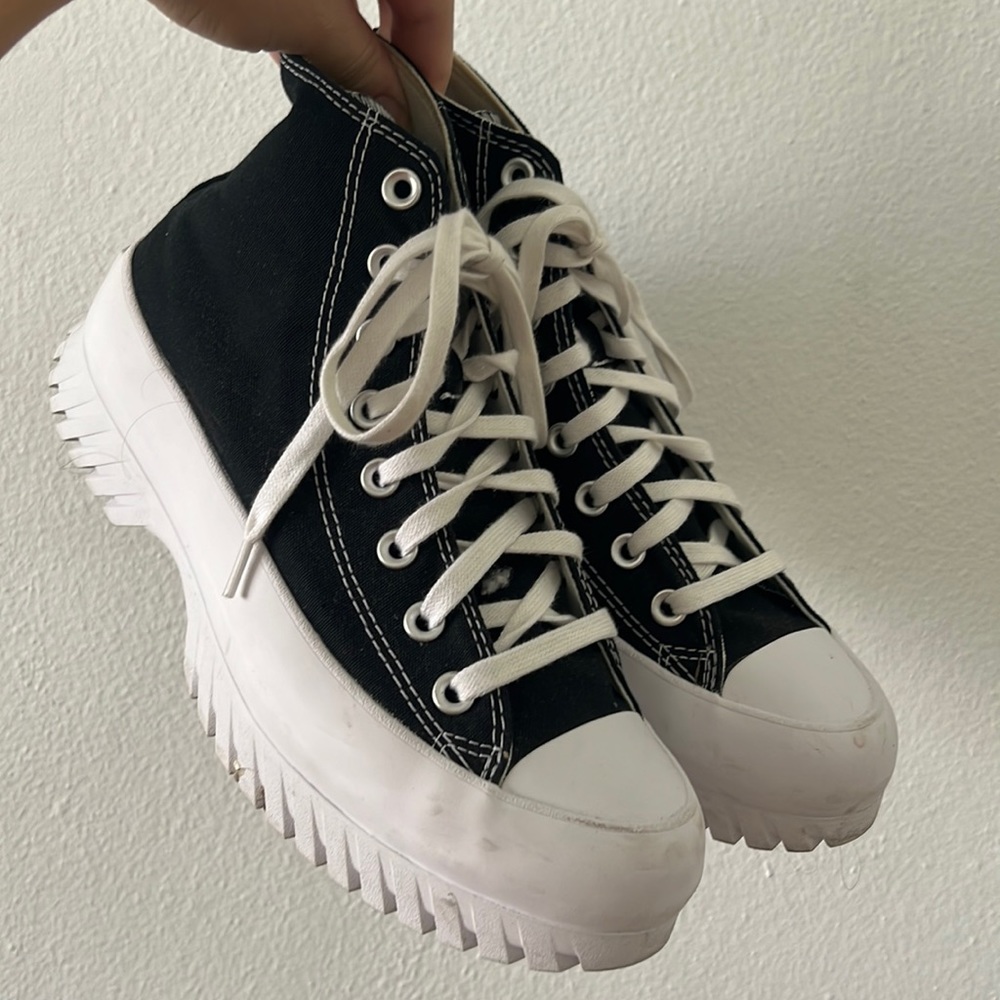 Chunky Platform Black Hight Top Converse